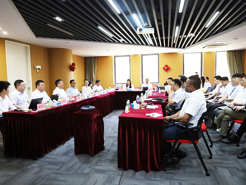 二十一载 智造未来丨贺云顶集团4008股份廿一诞辰，再启新篇